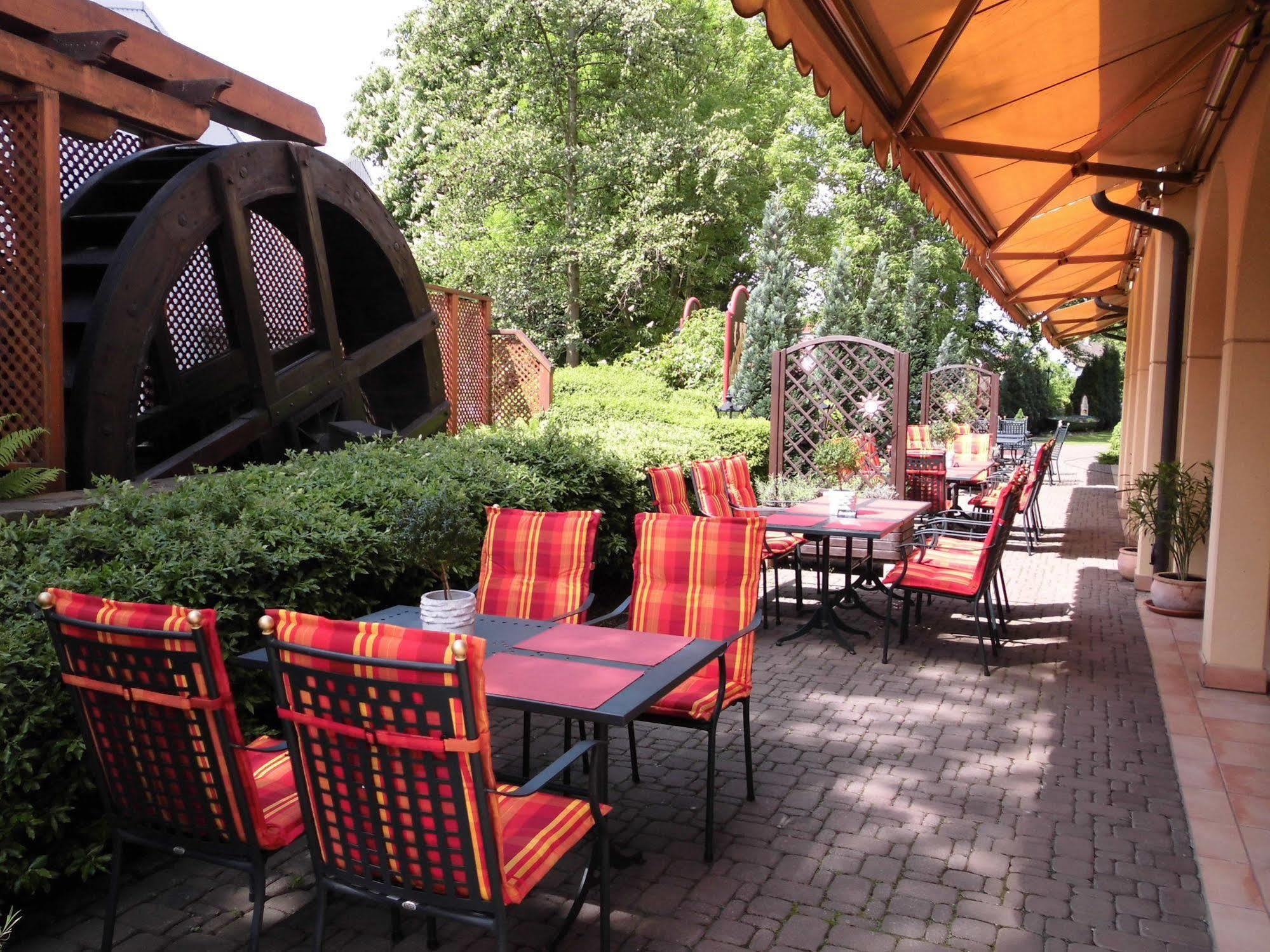 Gröditz Hotel Spanischer Hof מראה חיצוני תמונה