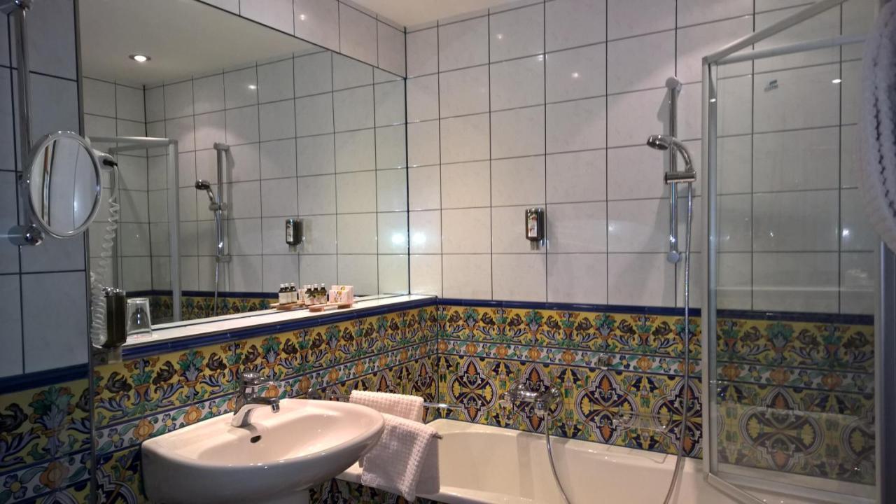 Gröditz Hotel Spanischer Hof מראה חיצוני תמונה