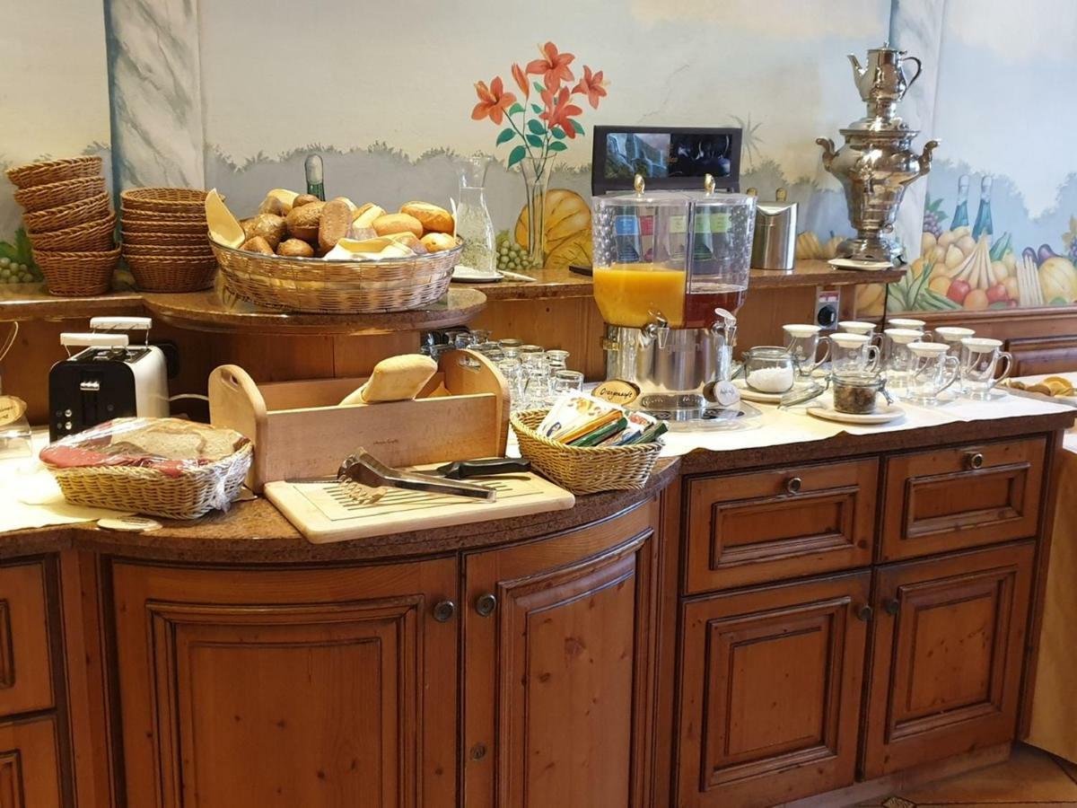 Gröditz Hotel Spanischer Hof מראה חיצוני תמונה